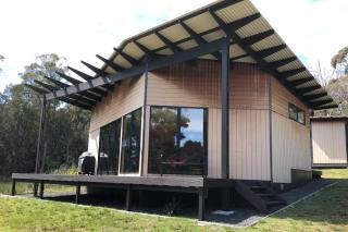 BAY OF FIRES ECO HUT off grid experience at Binalong Bay - Binalong Bay - 0