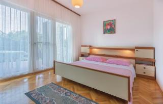 Apartments Milka 1767 - Pješčana Uvala - 1