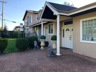 Royalty B&B - 8
