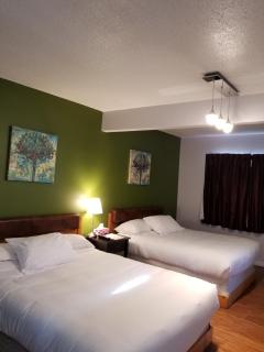 Sun Plaza Motel - Sundre - 0