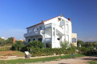 Apartments and rooms by the sea Tkon, Pasman - 336 - 2