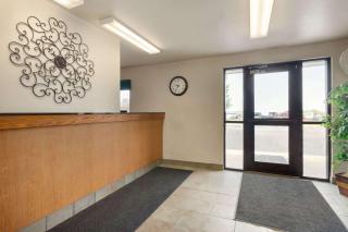 Travelodge by Wyndham Marysville - Marysville - 8