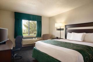 Travelodge by Wyndham Jefferson City - Jefferson City - 9