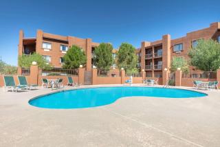 Super 8 by Wyndham Page/Lake Powell - Page - 2
