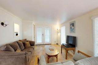 Sand Dollar Dreams - 8