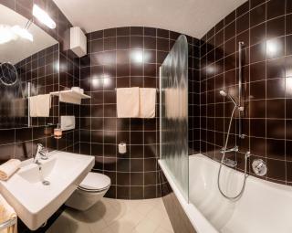 Hotel Alpenfrieden - Rio Bianco - 1