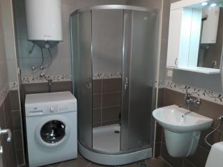 Misko's Guest House - 4