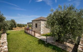 Elaionas Stone Houses - 8