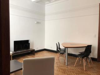 Antiguo departamento con excelente ubicación - Buenos Aires - 8