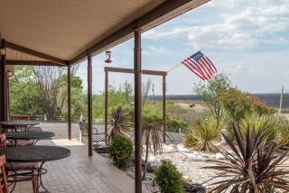 Landmark Lookout Lodge - Tombstone - 0