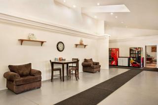 Travelodge by Wyndham Guernsey - 6