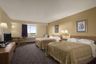 Four Seasons Inn - Bottineau - 9