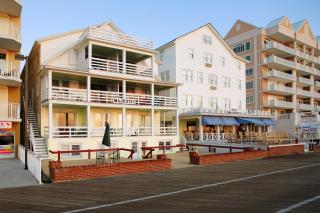 Majestic Hotel & Apartments - Ocean City - 9