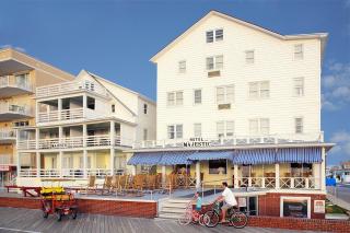 Majestic Hotel & Apartments - Ocean City - 0