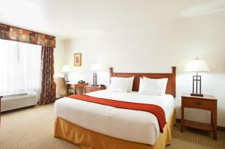 Holiday Inn Express Hotel & Suites Mattoon by IHG - Mattoon - 2