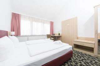 Hotel Saxenhof - Dermbach - 9