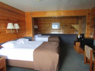 Captain's Choice Motel - Haines - 5