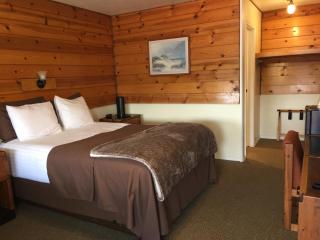 Captain's Choice Motel - Haines - 4
