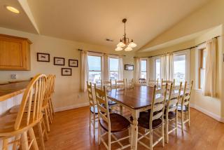 Funtiki - S Nags Head MP 17.5, Semi-Oceanfront, 150 Yds to Beach, Pool, Hot Tub, Pool Table, Pets OK - Whalebone - 9