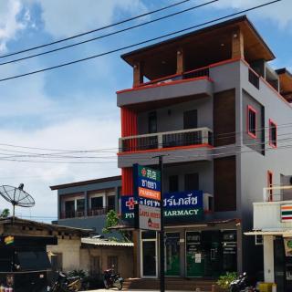 Lanta White’s House - 8