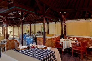 Restu Bali Hotel - Legian - 7