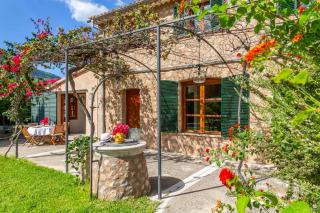 Captivating Mallorcan Villa With A Pool In Soller - 3