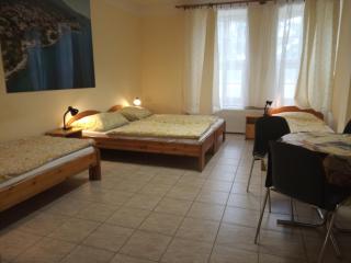 Rugby Club Hostel - Esztergom - 4