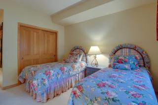 Spruce Tree Lodge #208 - 9