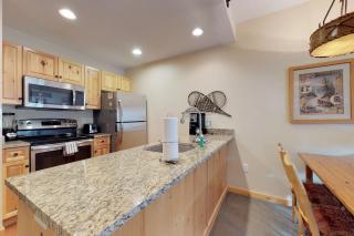 Tucker Mountain Lodge 321 - 5