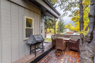 Pinewood Getaway - 4