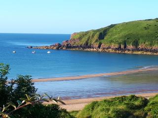 A Beach Holiday in Pembrokeshire - Pembroke - 5