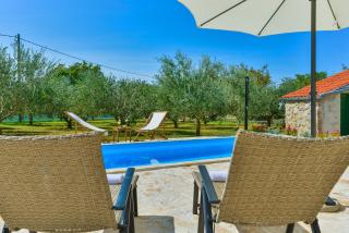 Holiday Home M&M - Benkovac - 4