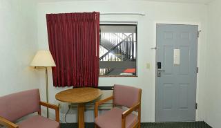 Americas Best Value Inn Saint Ignace - Saint Ignace - 2