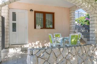 Apartments Ljubomir - Rogoznica - 9