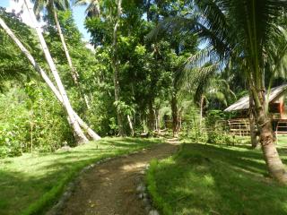 Nuts Huts - Loboc - 4