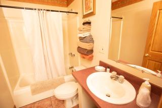 Blue Spruce Motel - Massena - 4