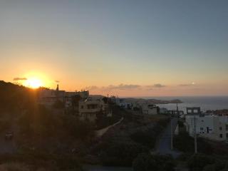 Family Apartment Ammoudi with shared mini-pool - 9