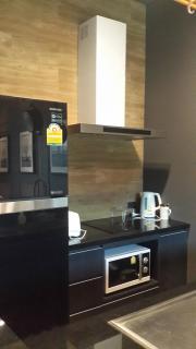 Luxury King Bed Apartment with Pool View and Sauna - Rawai Beach - 1