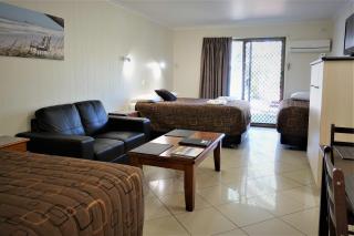 Pacific Palms Motor Inn - Marcoola - 8