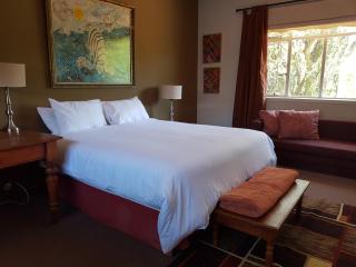 Burnham Road Suite Guest House - Bulawayo - 2