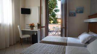 Hotel EMI - Bolonia - 4