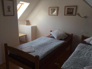 Apartments at the Golden Plough - 9