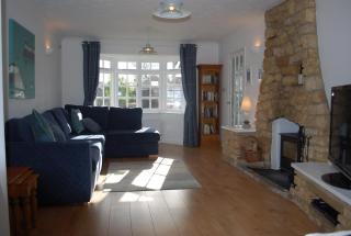 Lazy Days Cottage - Winterton-on-Sea - 1