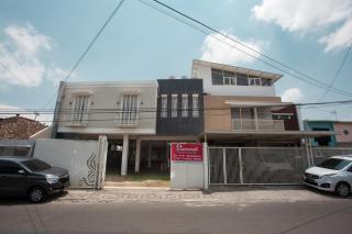 RedDoorz near Museum Angkut Batu 2 - Malang - 9
