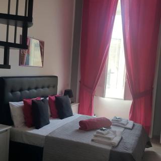 Vesuvius Luxury Suites - 4