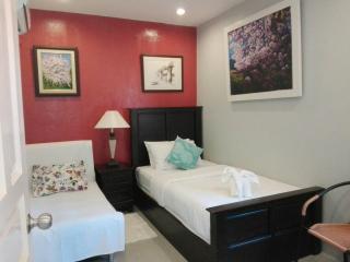The Journey House Lifestyle Boutique Hotel - Kanchanaburi City - 1