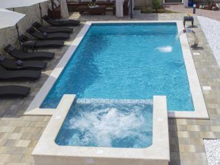 Villa in Greba tica with Pool - Grebaštica - 6