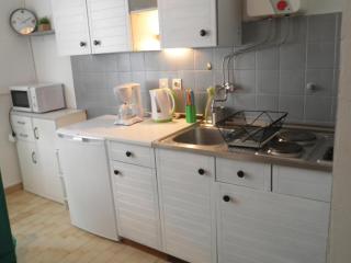 Apartments with parking space Supetarska Draga - Donja, Rab - 15423 - Rab - 9