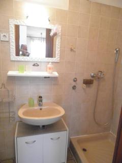 Apartments with parking space Supetarska Draga - Donja, Rab - 15423 - Rab - 2