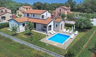 Villa Paris IV - Radetići - 9